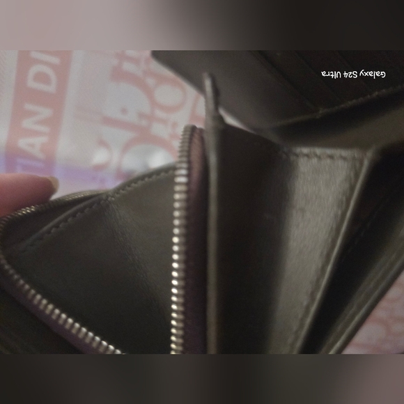 Coach Leatherware Signature fold Wallet NWOT Beautiful Wallet! - Picture 15 of 16